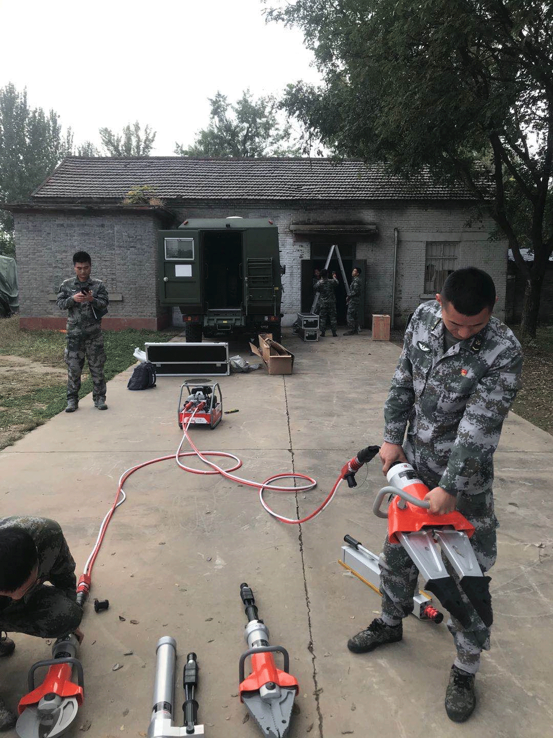 【交付紀(jì)實】探訪部隊交付現(xiàn)場,領(lǐng)略歐盾品質(zhì)(圖7) 【交付紀(jì)實】探訪部隊交付現(xiàn)場,領(lǐng)略歐盾品質(zhì)(圖7)